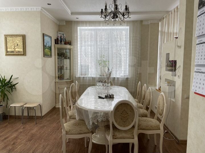 Дом 500 м² на участке 25 сот.