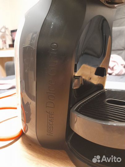 Кофеварка dolce gusto