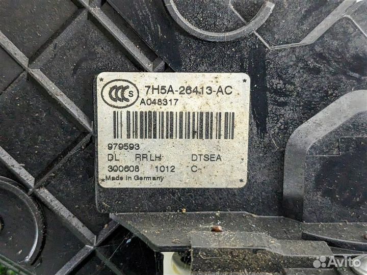 Замок двери задней левой Land Rover Freelander 2