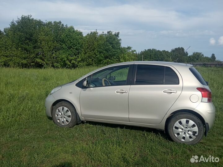 Toyota Yaris 1.3 МТ, 2009, 260 000 км
