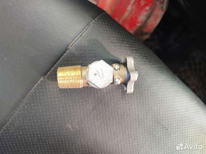 Кран на газовый баллон