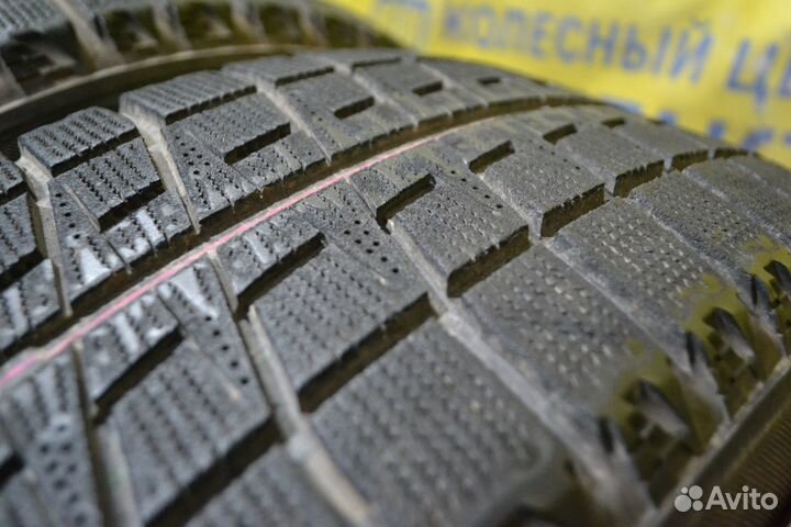 Bridgestone Blizzak Revo2 215/60 R17