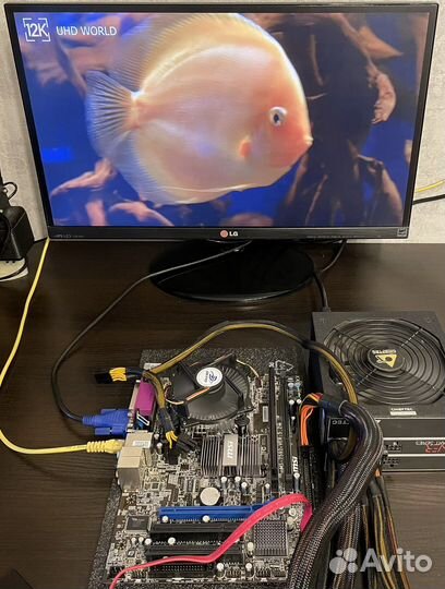 Материнская плата с процессором