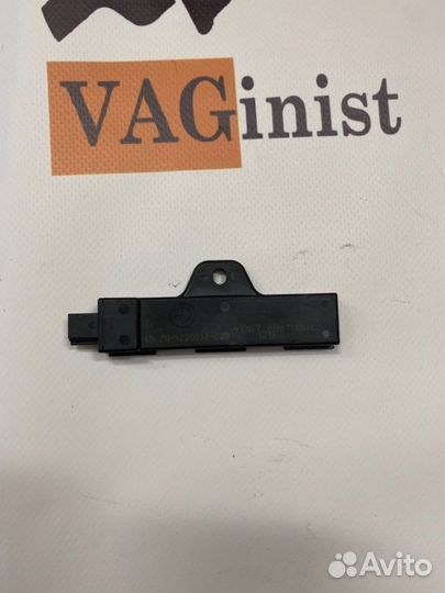 Антенна бесключевого доступа Bmw F10 3.0 2011