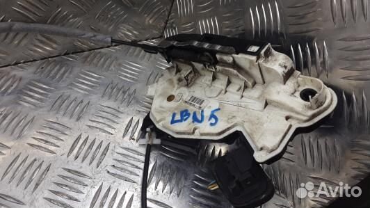 Замок двери передней правой volkswagen golf 6 (LBN