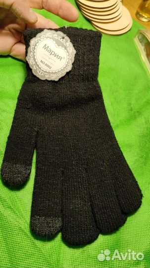 Подарок. Перчатки вязанные. сенсорные теплые