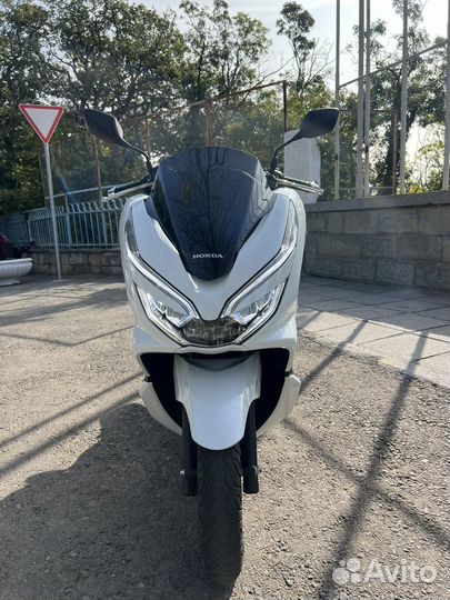 Скутер honda PCX 150