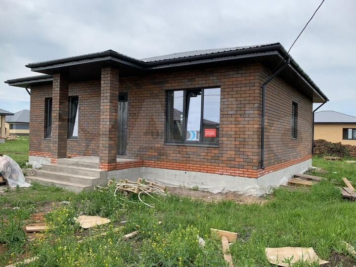 Дом 90 м² на участке 7,6 сот.