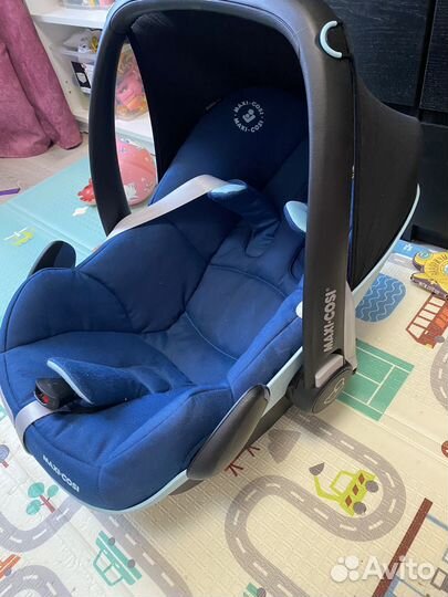 Автолюлька maxi cosi pebble plus с рождения