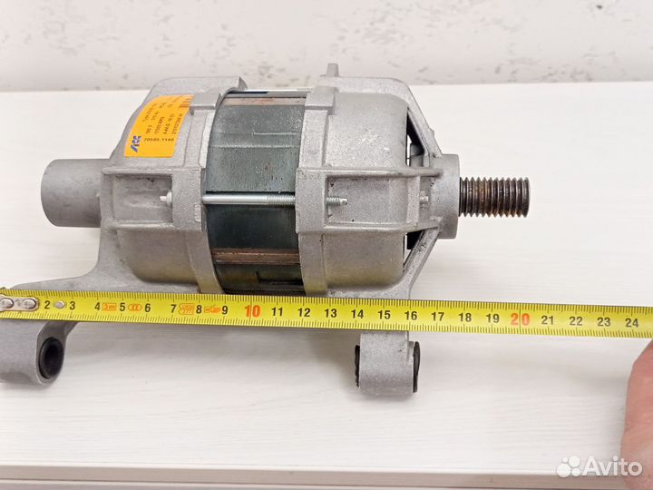 Двигатель см