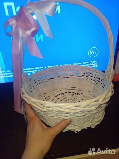 Корзина плетеная для подарков