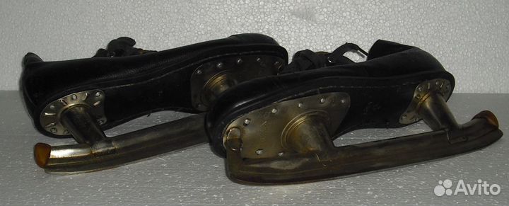 Коньки - 42 размер (сделано в СССР )