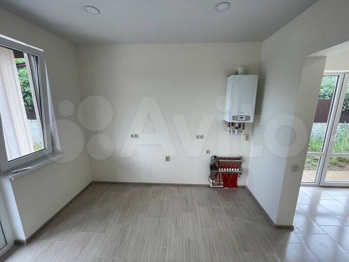 Дом 65 м² на участке 5 сот.