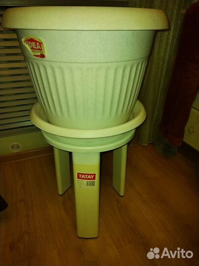 Подставка под цветы