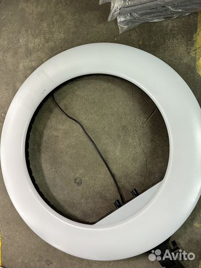 Кольцевая лампа 54 см бу