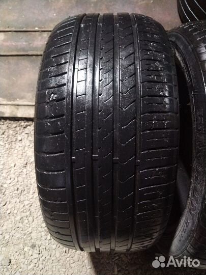 Advanta HTR-700 245/40 R18 28J