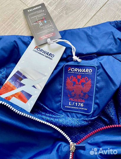 Костюм спортивный Forward M новый