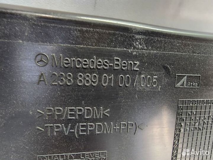 Локер крыла передний левый Mercedes Benz W213 2016