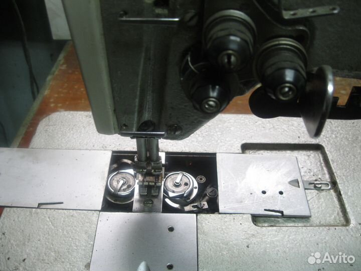 Швейная машина 1852 кл