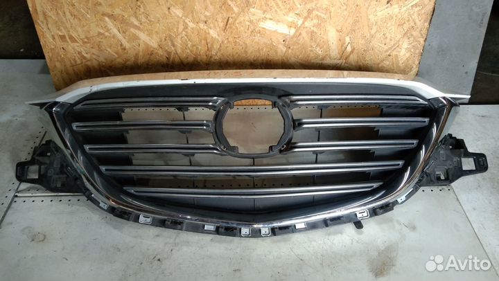 Решетка радиатора на Mazda CX9 II 2016