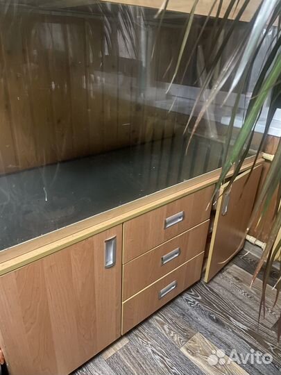 Аквариум с тумбой