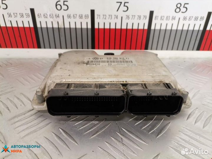 Блок управления двигателем seat Leon 2003