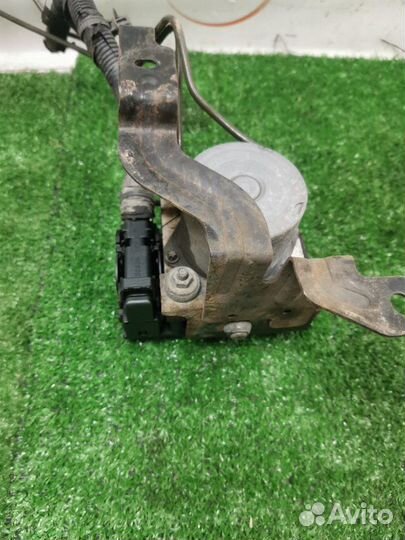 Блок ABS Hyundai Getz хетчбек 3 двери 1.4 G4EE