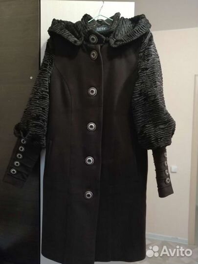 Пальто осеннее р.46-48