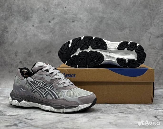 Кроссовки asics весна