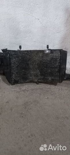 Радиатор охлаждения мотоцикл Suzuki K3 600