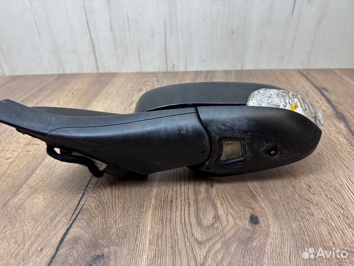 Зеркало Volvo C30 MB5244 левое