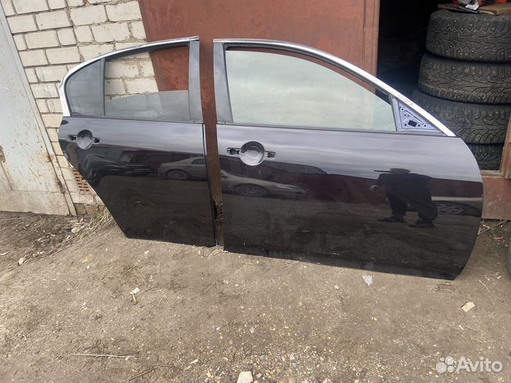 Дверь правая боковая Infiniti G 25/35