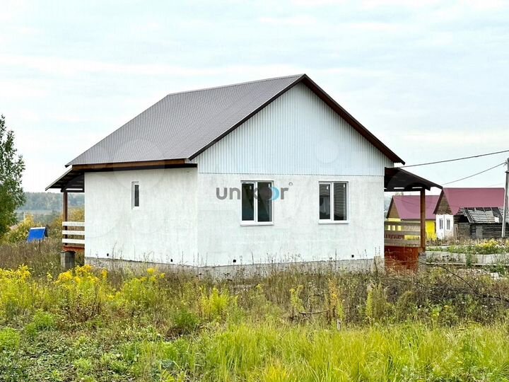 Дом 77 м² на участке 7,5 сот.