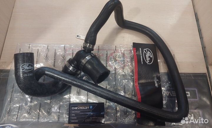 Патрубок сист. охл. (тройной) Astra H/Zafira B