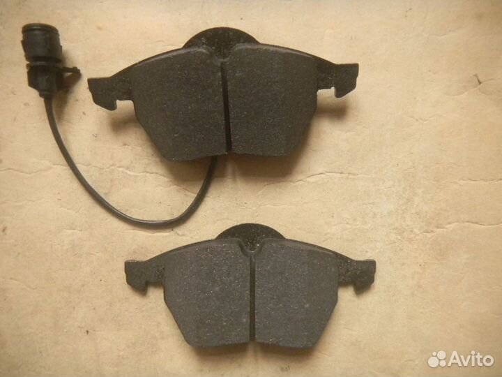 F.188.0 Колодки торм. пер. Audi 100, A6 1990-1997