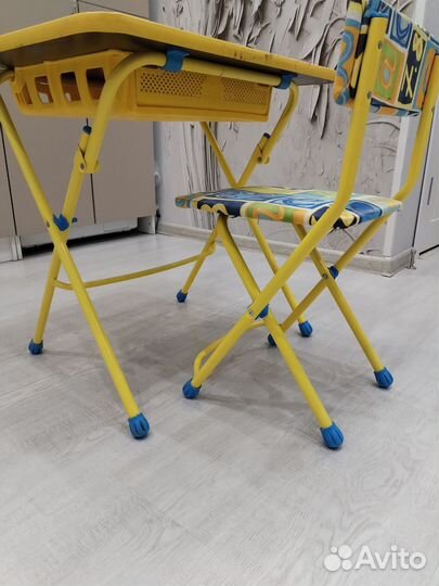 Детский столик и стульчик