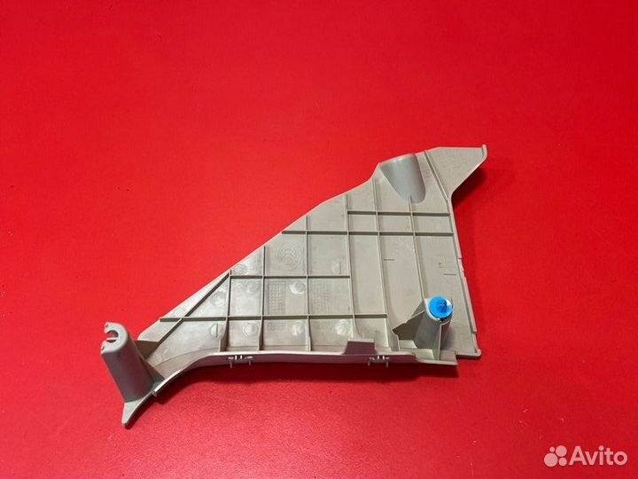 Накладка стойки кузова нижняя передняя левая Lexus