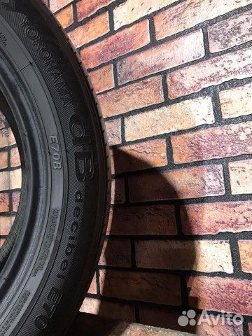 Yokohama dB Decibel E70D 215/55 R17