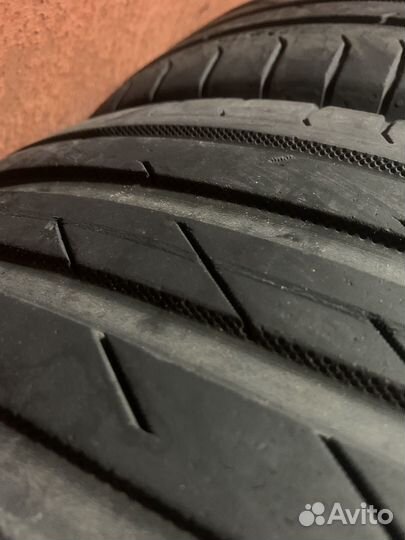 Nokian Tyres Hakka Black 255/40 R18