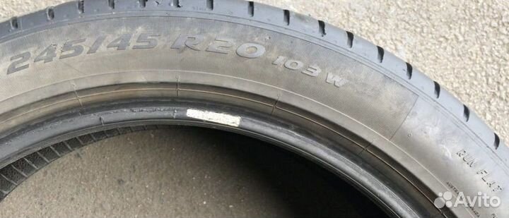 Pirelli P Zero PZ4 245/45 R20