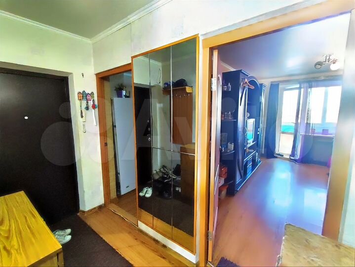 2-к. квартира, 55 м², 4/10 эт.