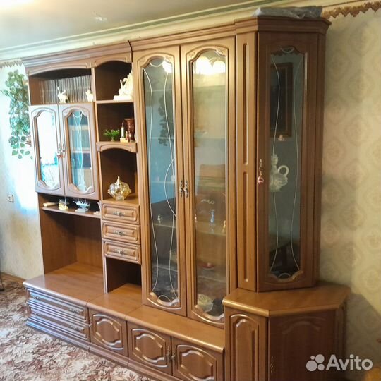 Стенка в гостиную