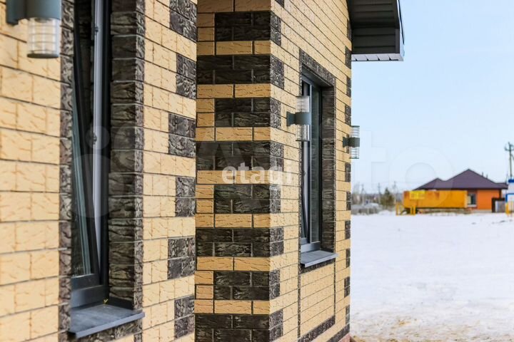 Дом 122 м² на участке 6,1 сот.