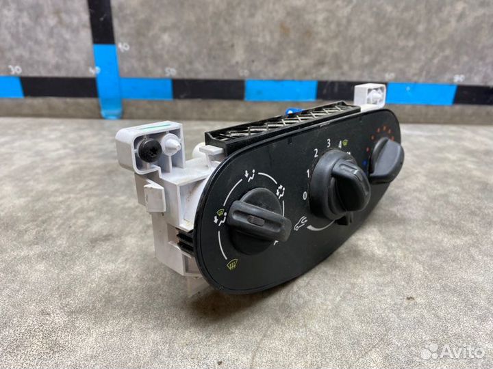 Блок управления отопителем Лада Ларгус 1 1.6 K7M