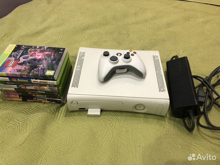 Xbox 360 с дисками