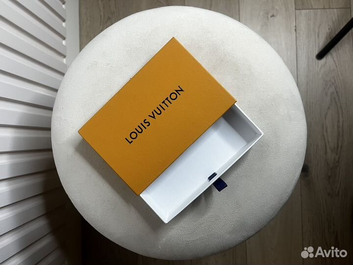 Упаковочная коробка louis vuitton