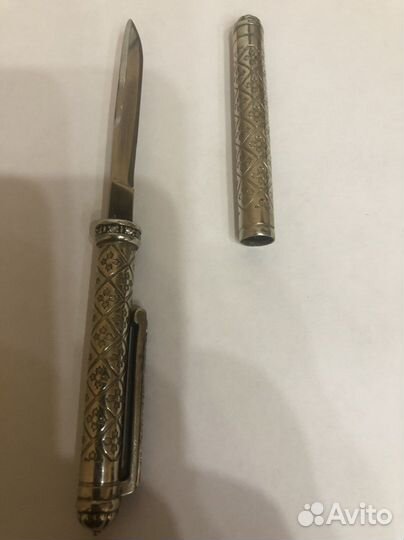 Нож для резки бумаги