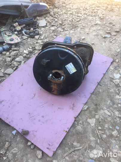 Вакуумный усилитель тормозов Peugeot 406