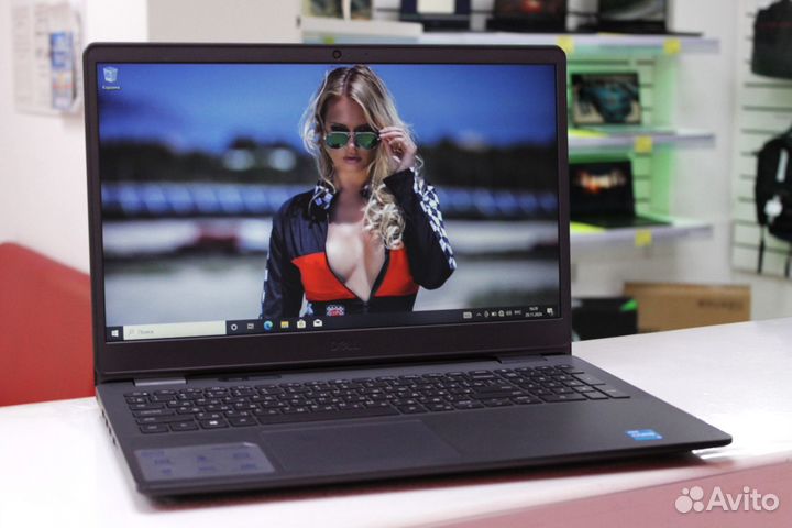 Ноутбук Dell 15 / i3-1115G4 / SSD+HDD