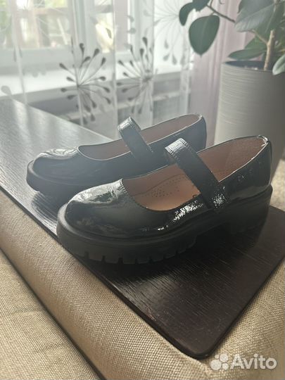 Туфли школьные для девочки 35